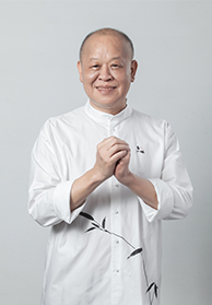 張明達