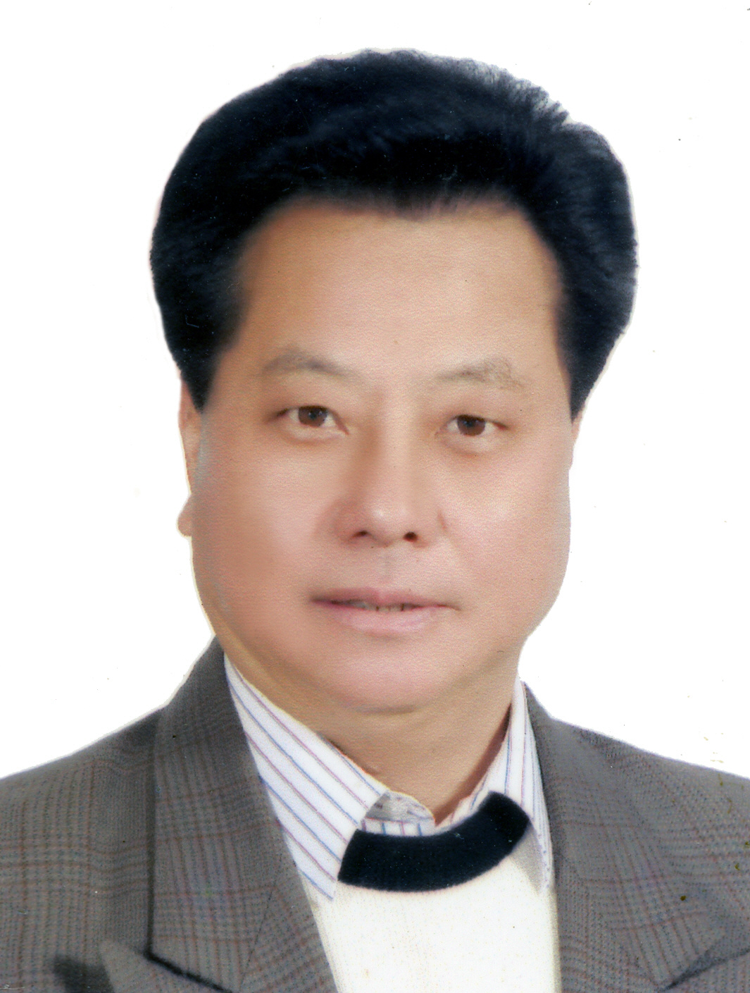 洪允典